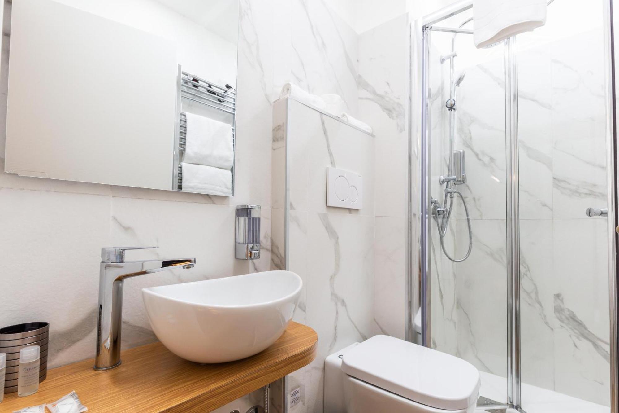 Cavour Luxury - Lr Collection Maison d'hôtes *