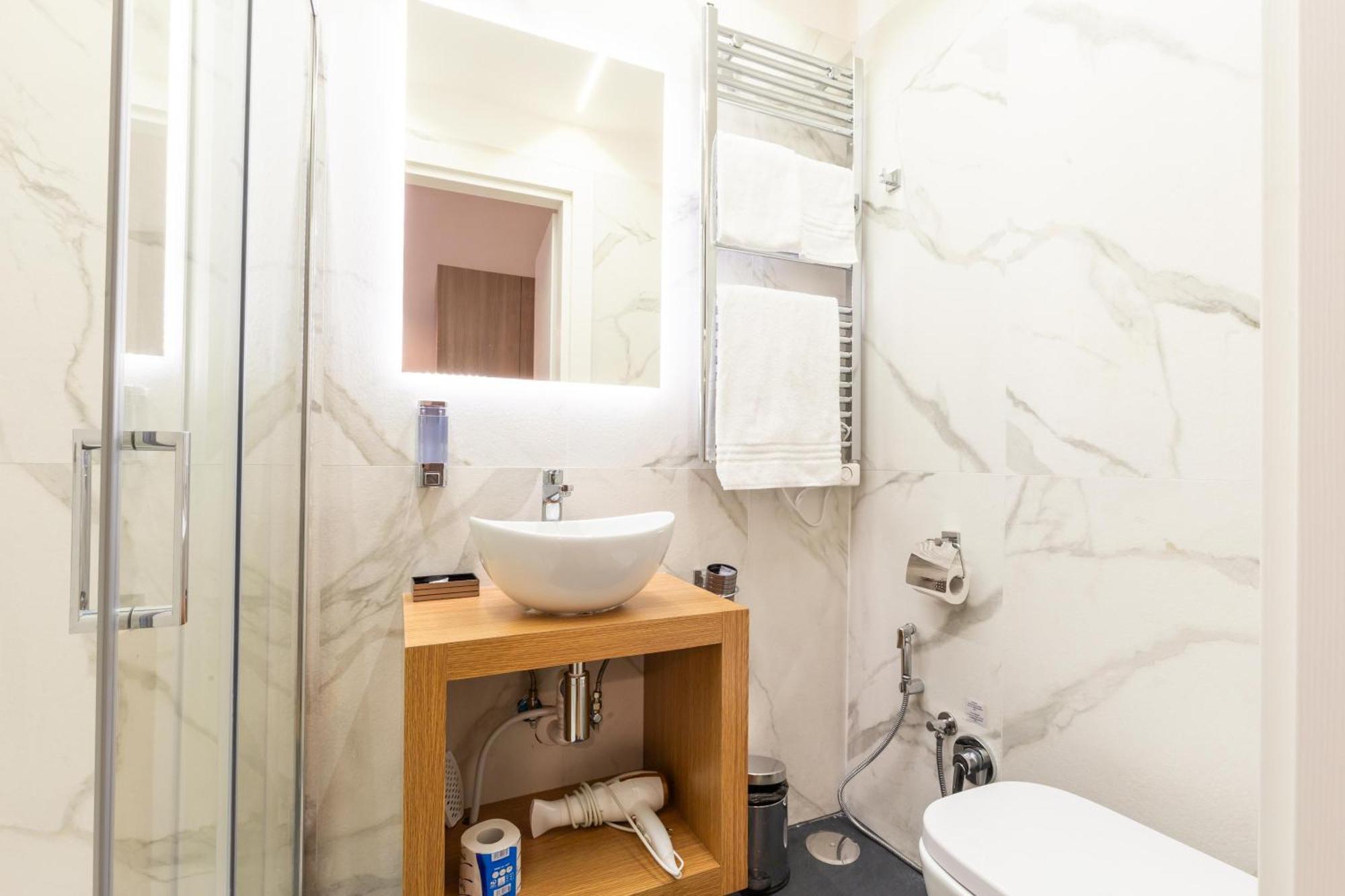 Cavour Luxury - Lr Collection *