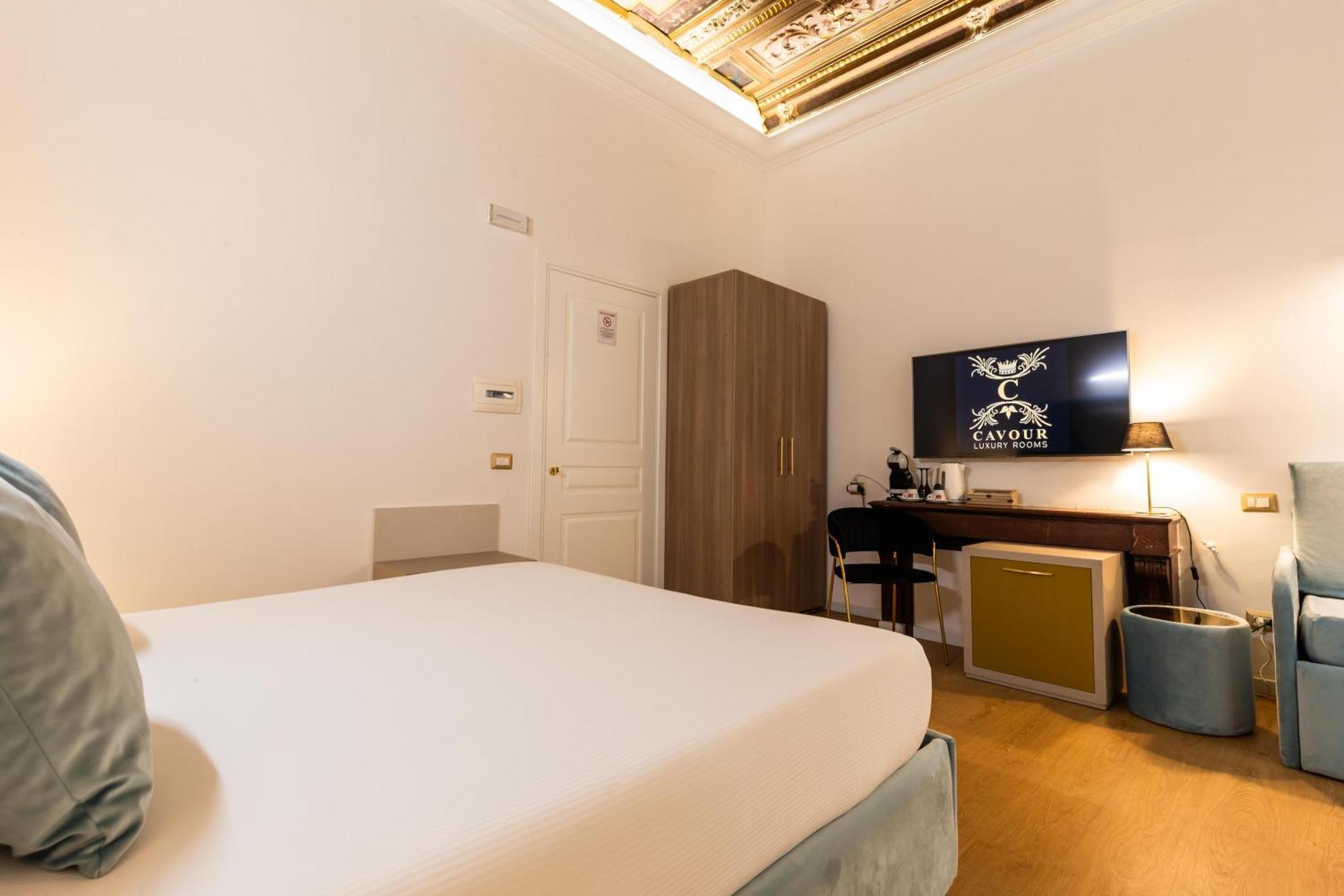 Cavour Luxury - Lr Collection