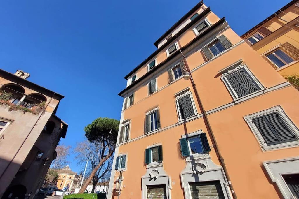 Apartment Piscinula Rome