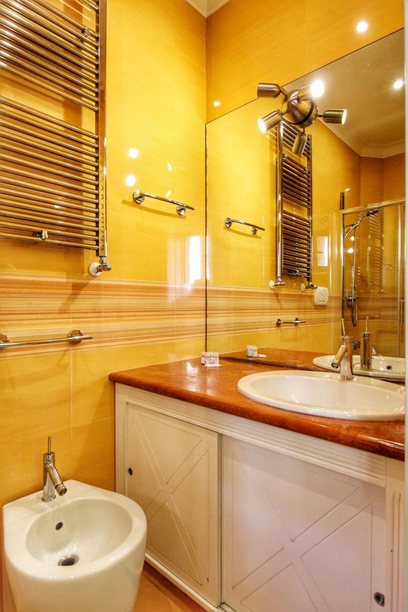 Apartment Large And Charming In Trastevere By Yourhost Rome