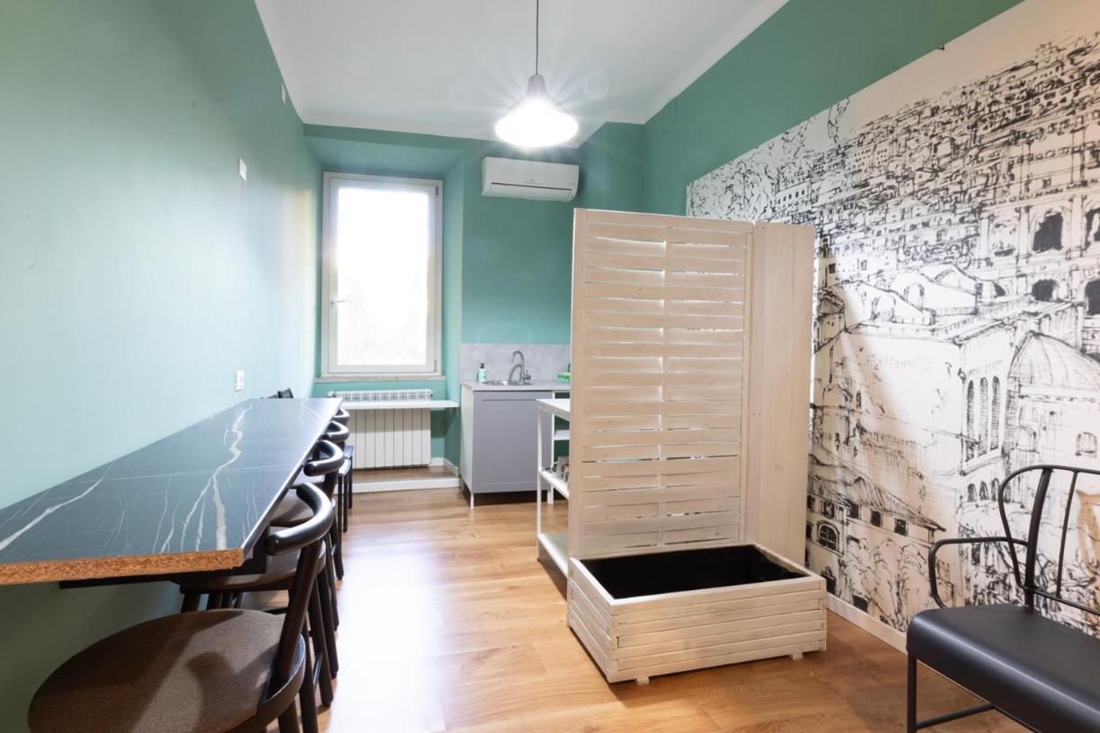 Couette-café Rdr Tortona Rome