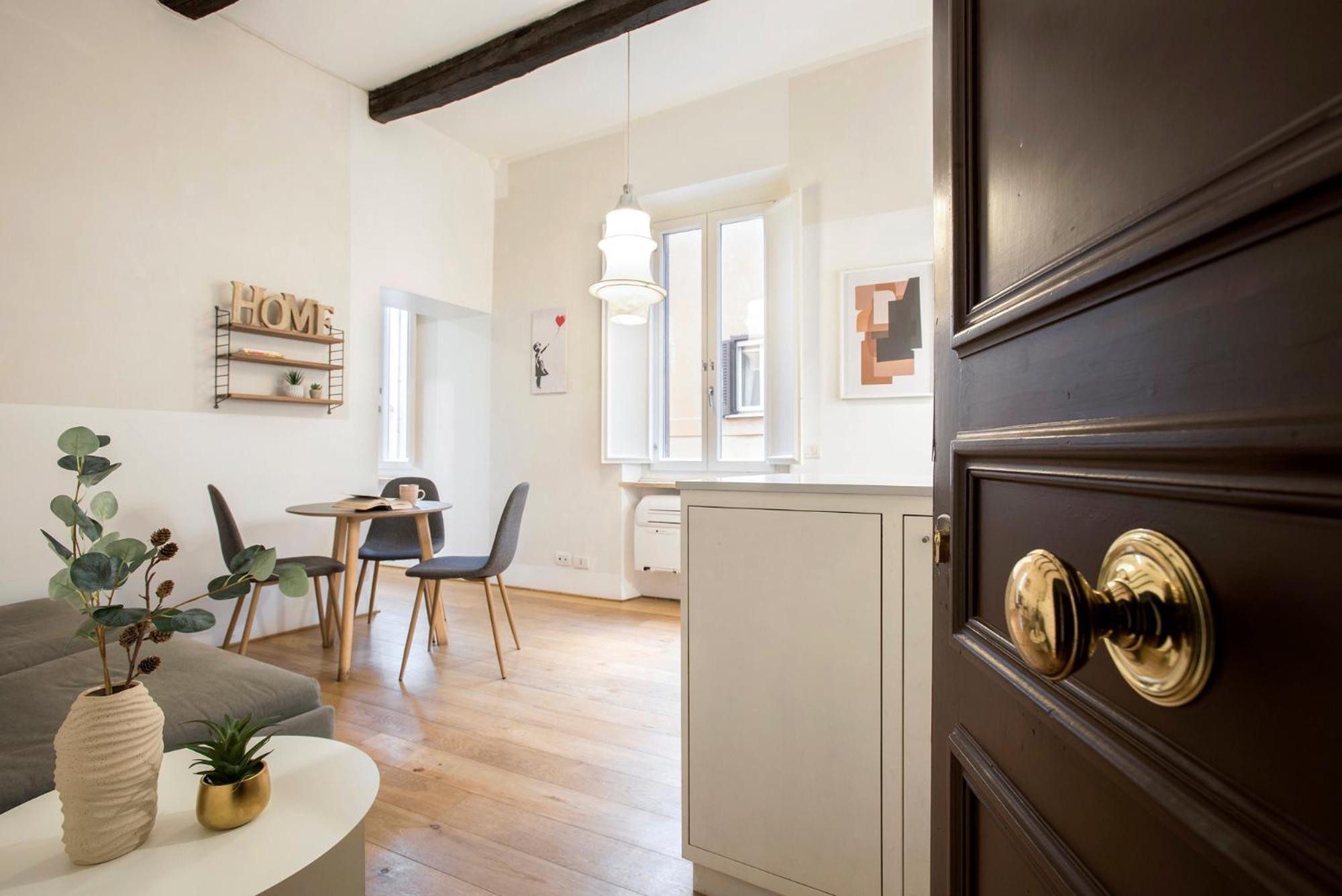 Cinque Loft Apartment Rome