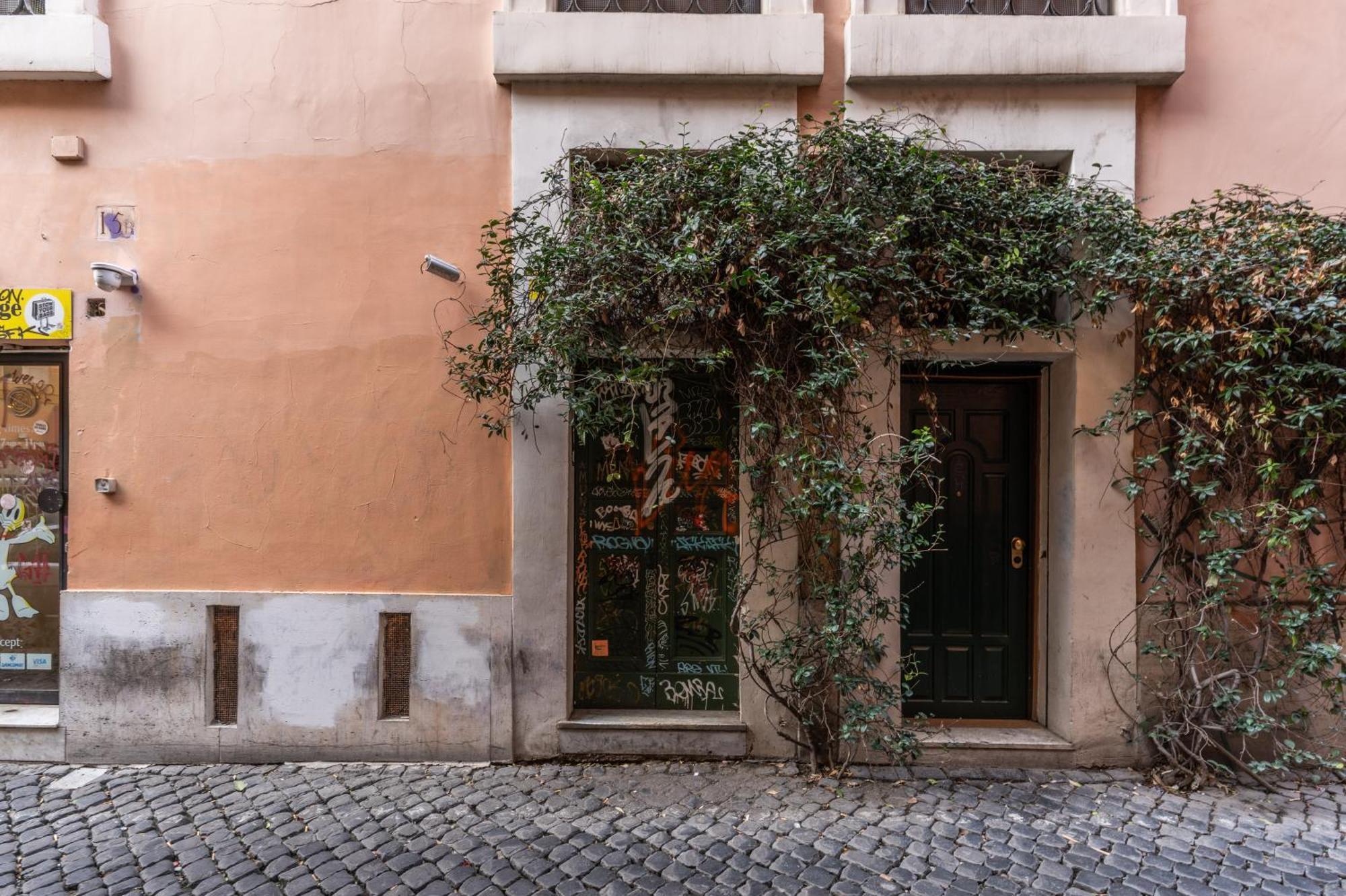 San Calisto Trastevere - Historical Center Cir 25486 Rome
