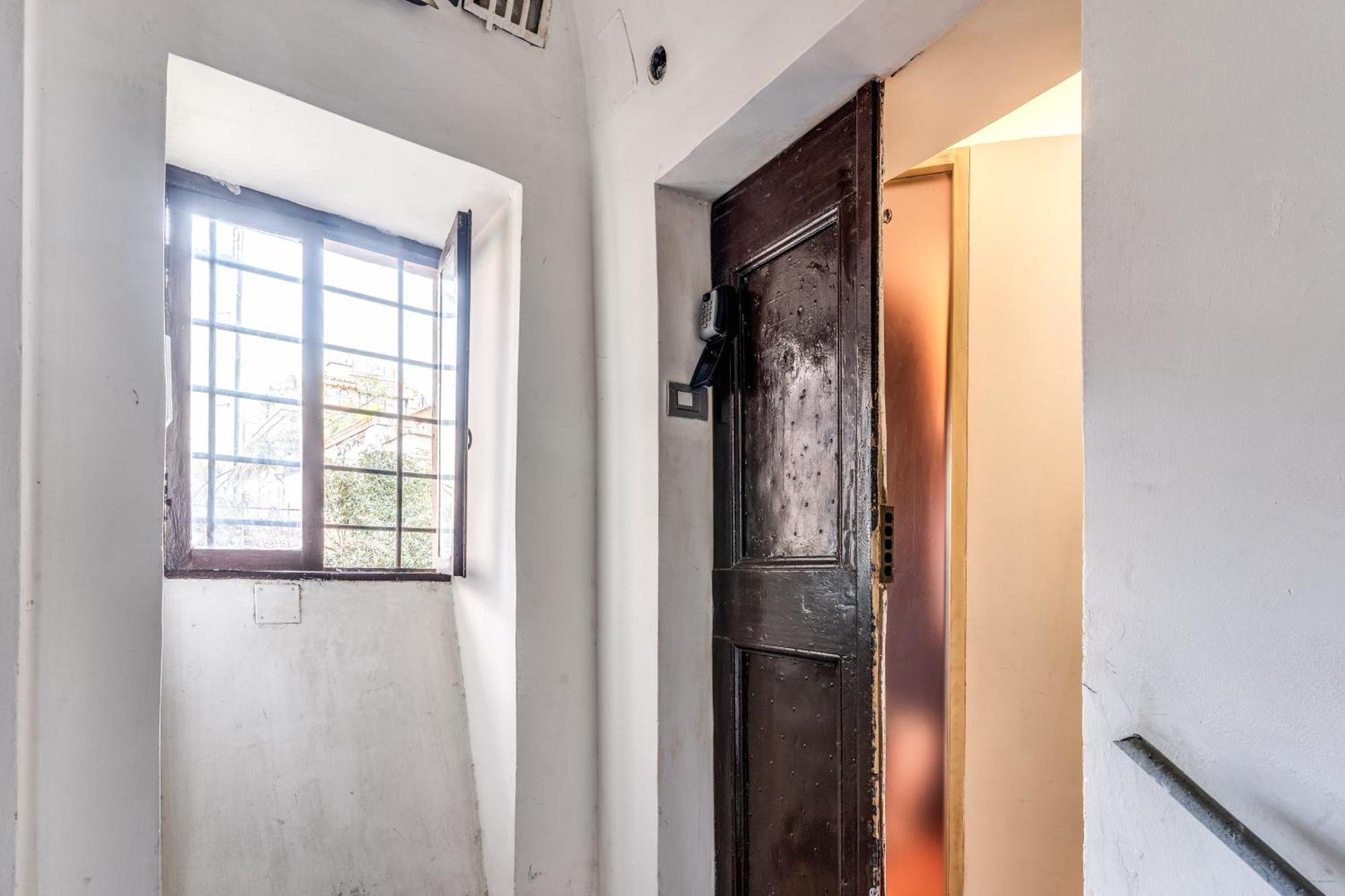 San Calisto Trastevere - Historical Center Cir 25486 Appartement Rome