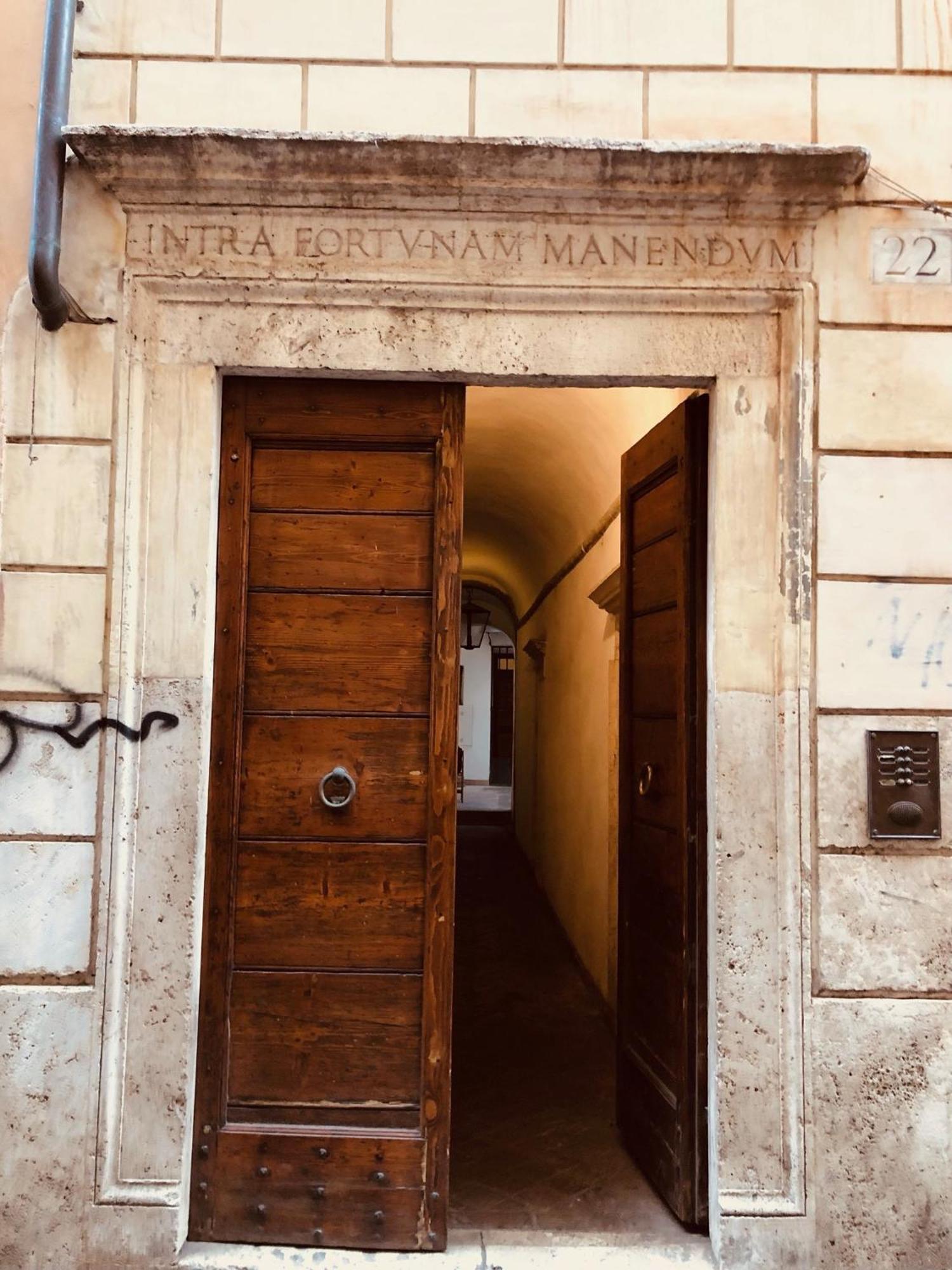 Appartamento Campo De' Fiori Loft The Angeli's *