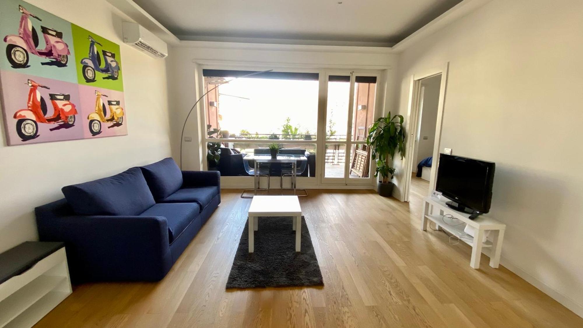 Moderno Bilocale Con Terrazzo *