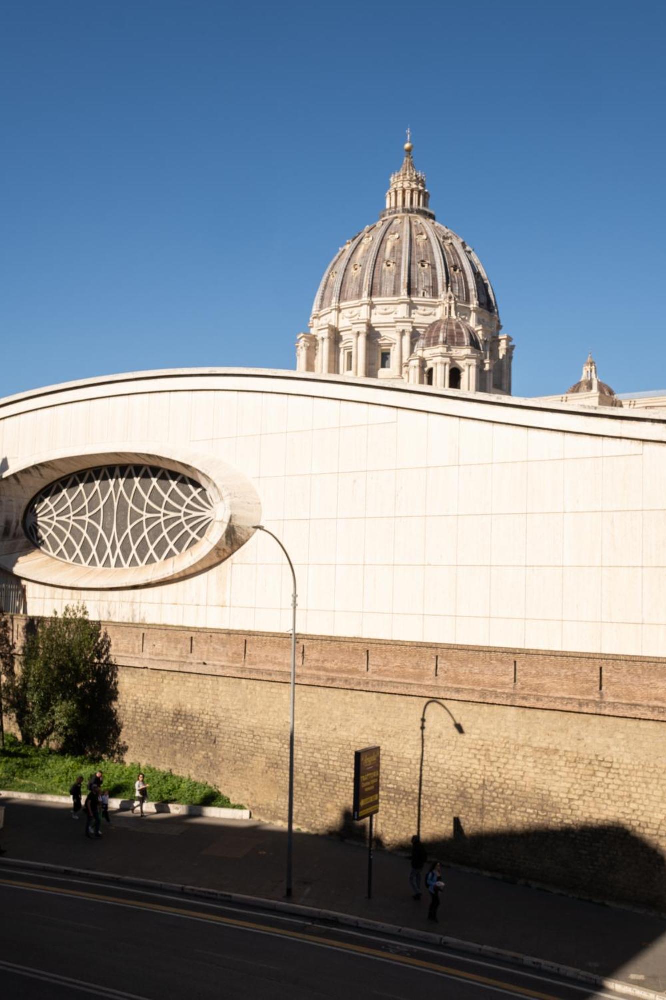 Lunaria Vatican * Rome