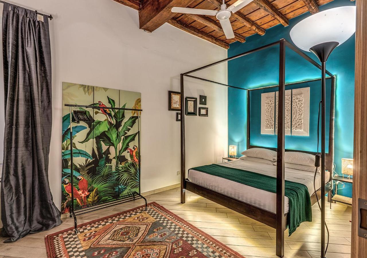 Farnese Apartment *