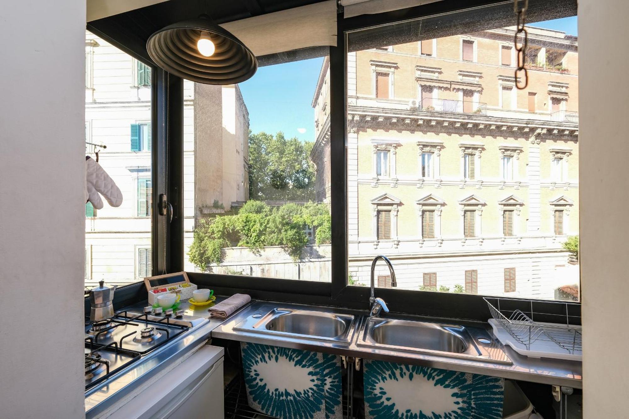 Trastevere Characteristic