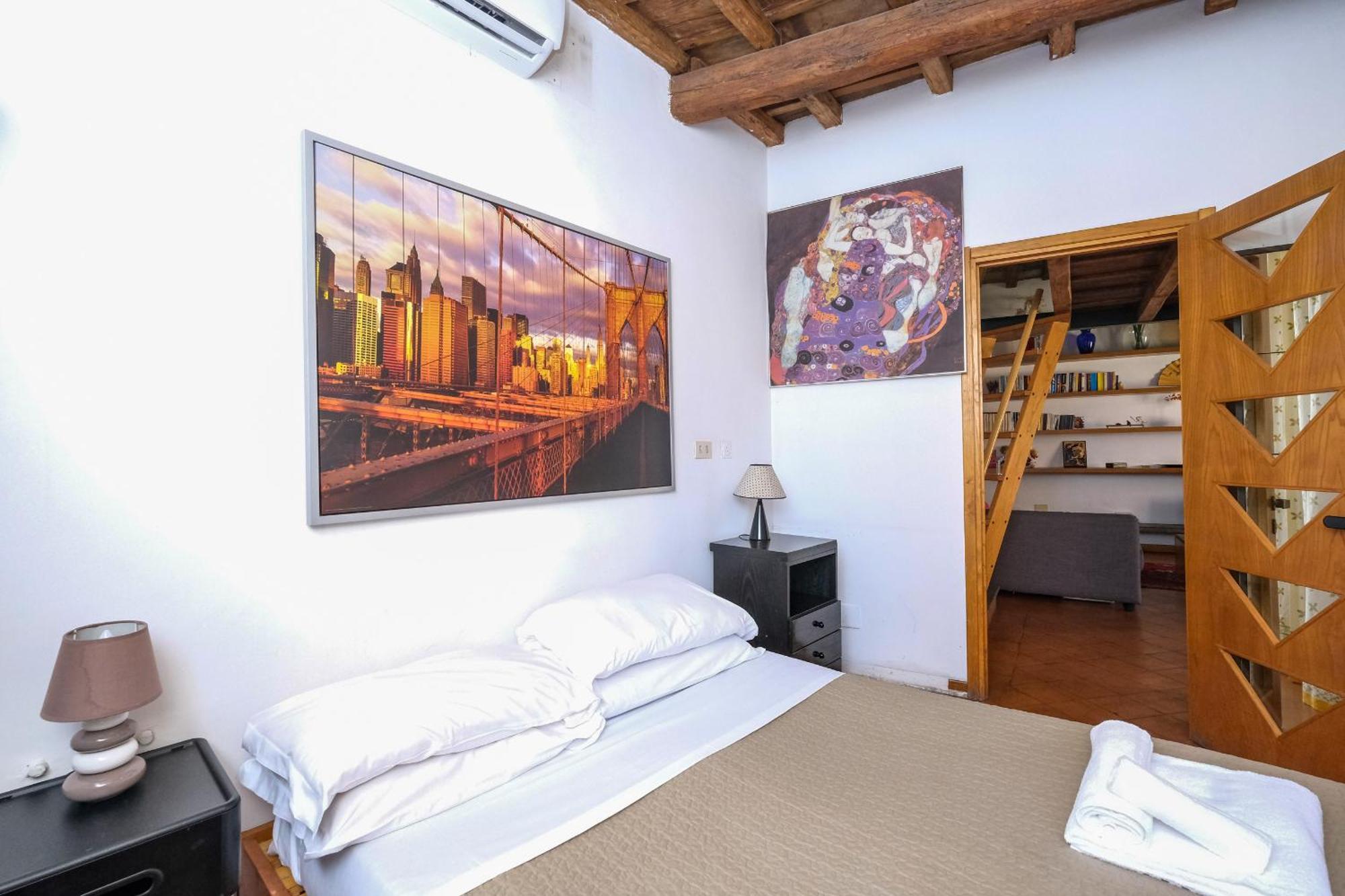 Trastevere Characteristic