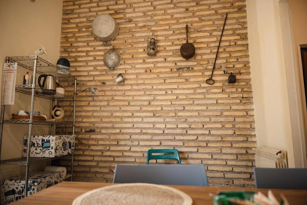 Two-room Apt. Under The Aqueduct's Arch In Pigneto Apartment Rome