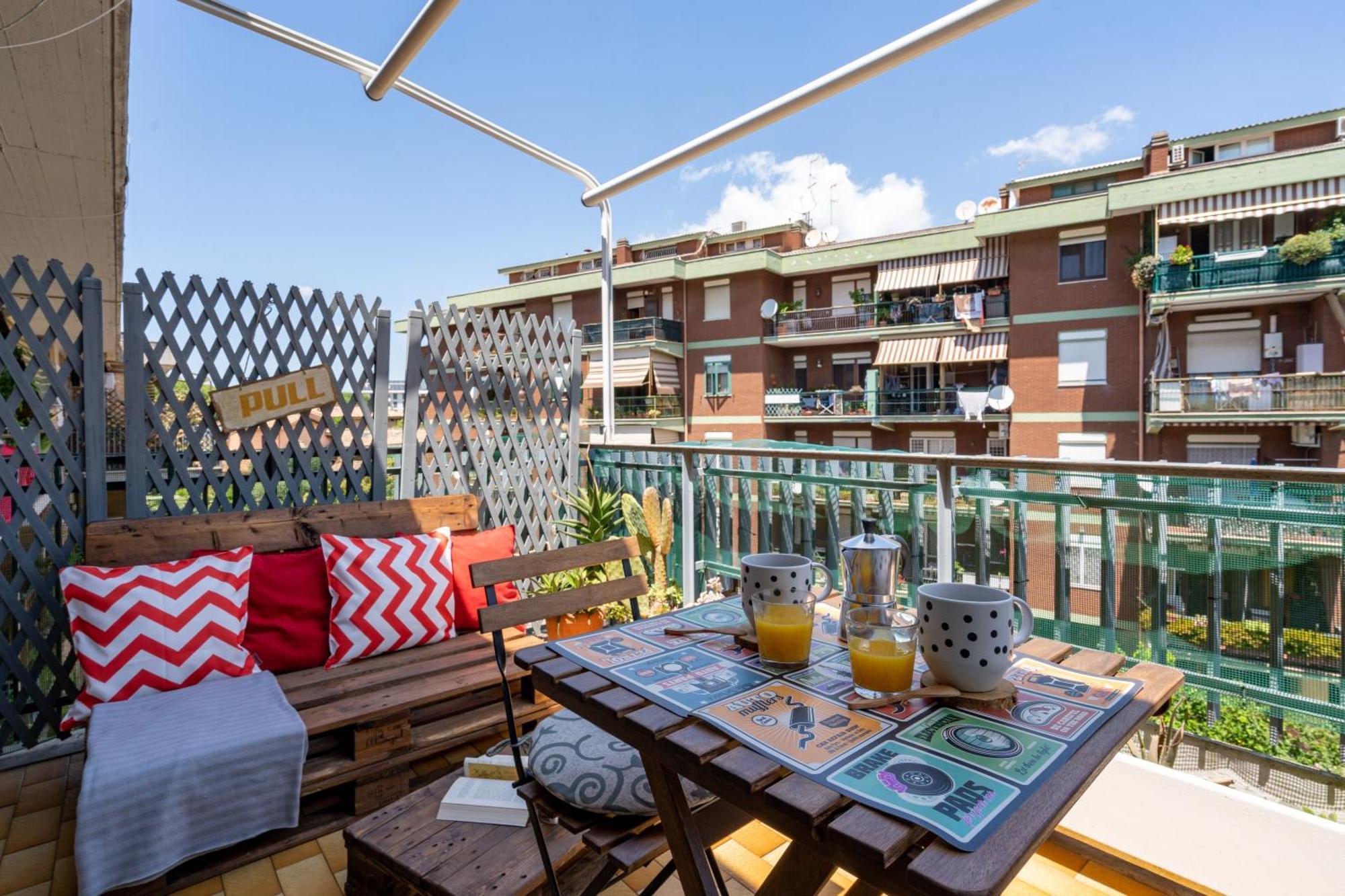 Casa Del Sole - Treno A 10min - Free Parking Apartment Rome