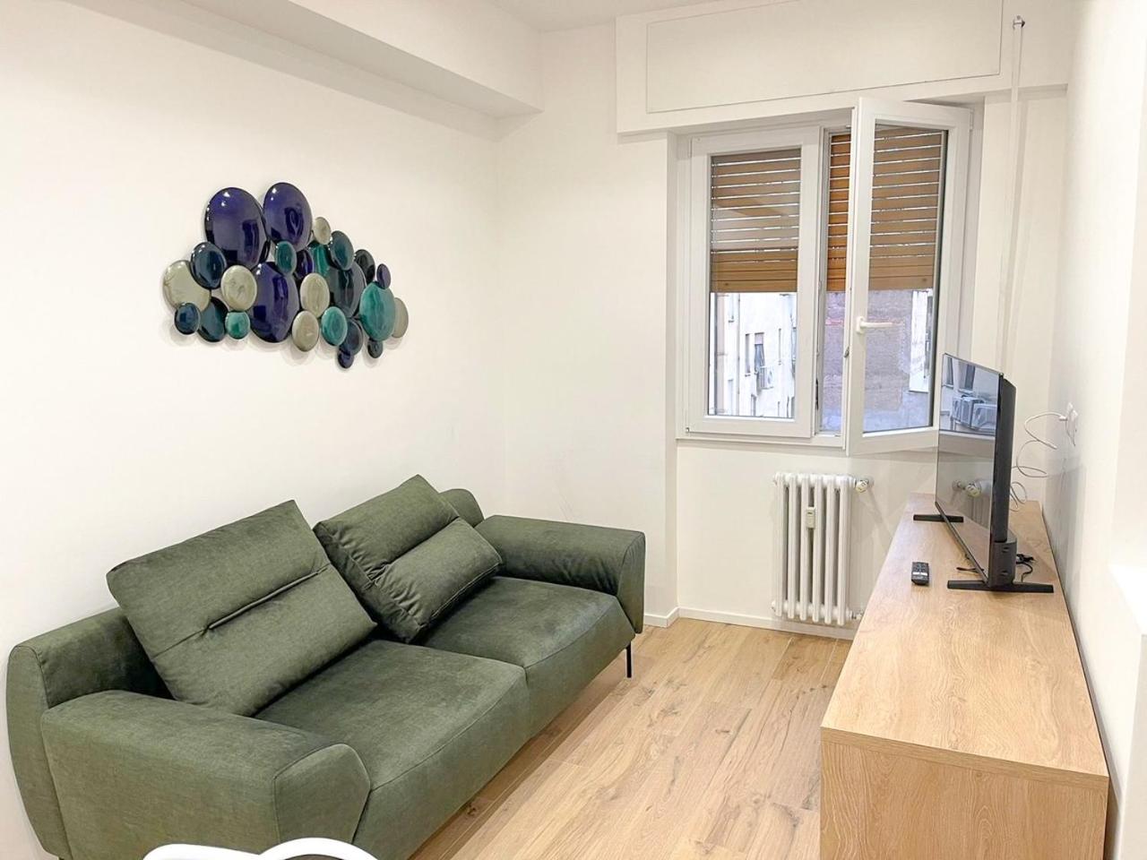 Pm 34 Viale Imperatore Guest House - 50 Mt From Metro San Paolo Rome