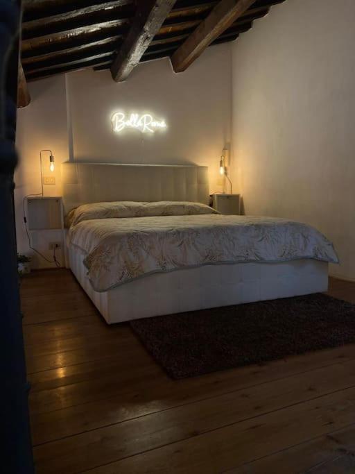 Bella Centro Storico Apartment *