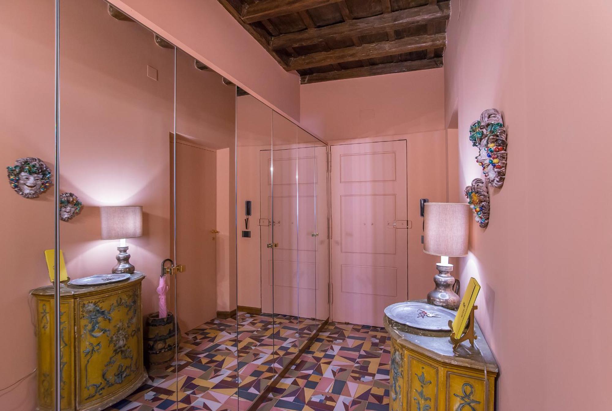 Apartment Ripense Rome