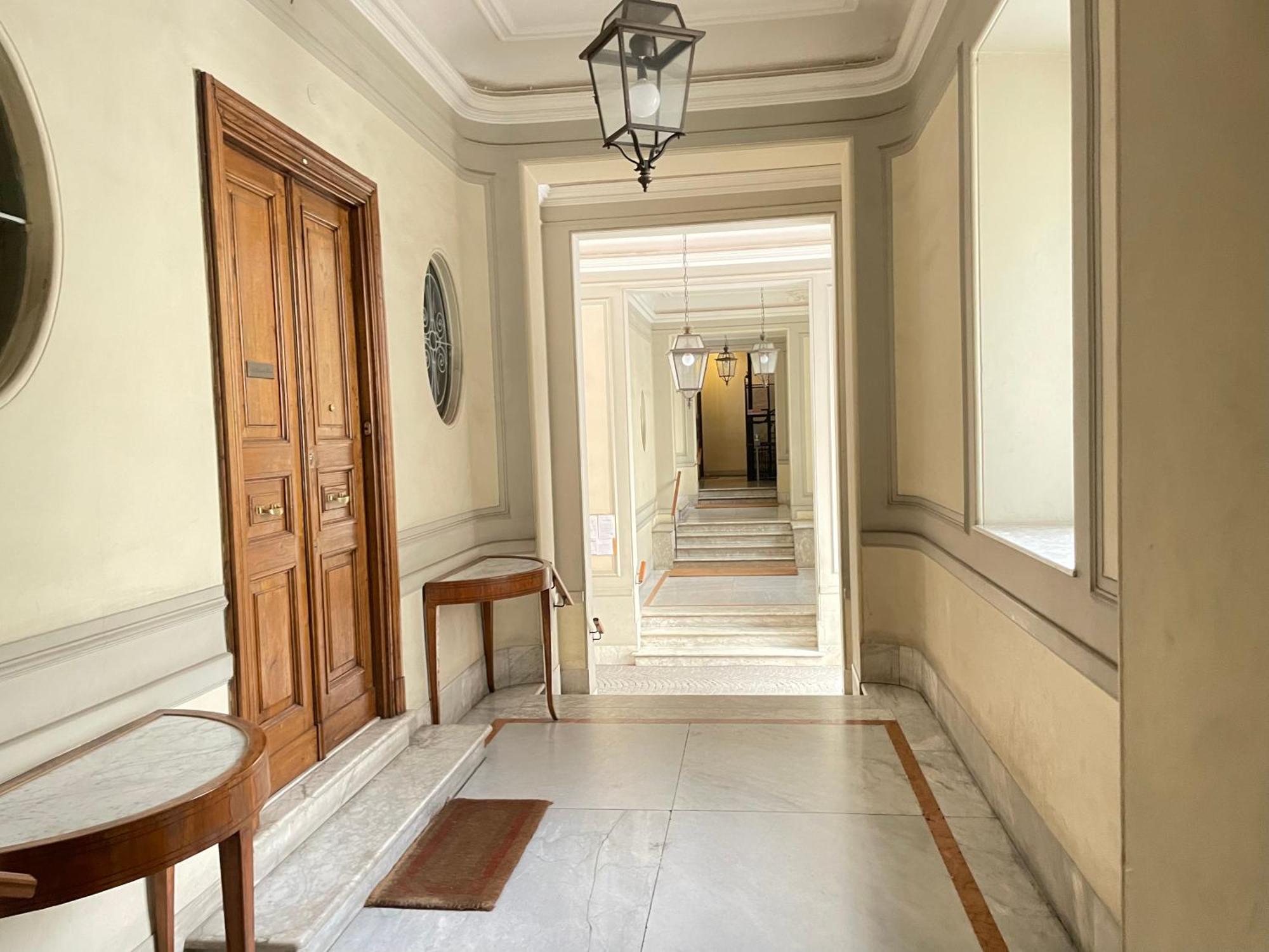 Apartment Borghese & Albani - Luxury Loft *