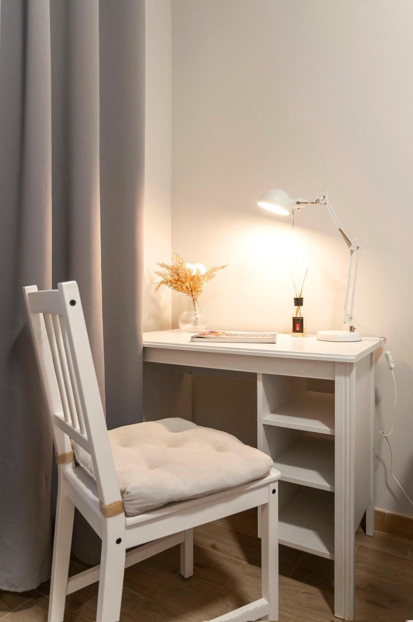 Apartment Elegant Comfy Three-rooms In Eur With Parking