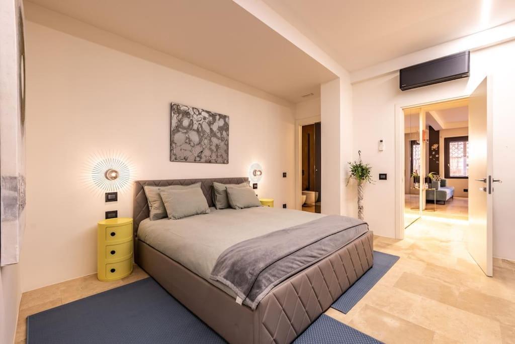 Aedrian's Loft. Boutique With Private Terrace In The Center Of Apartment *