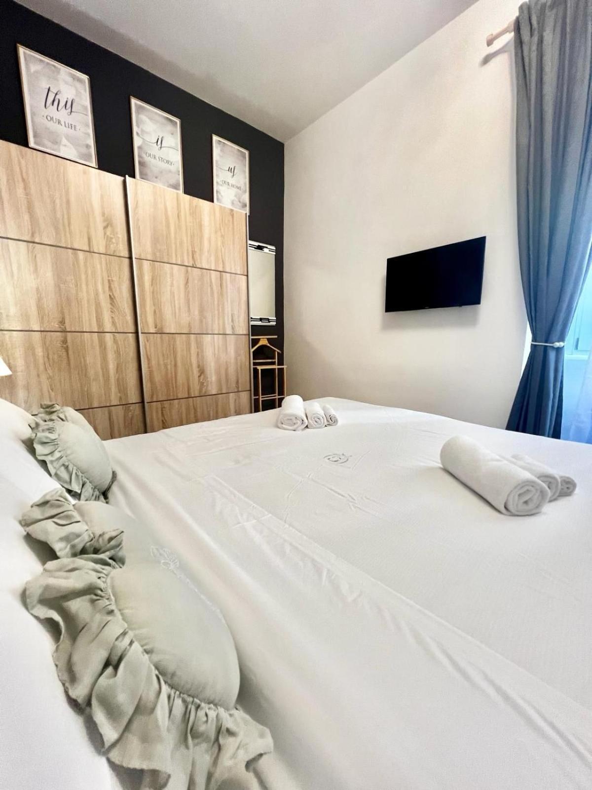 Pvr Luxury