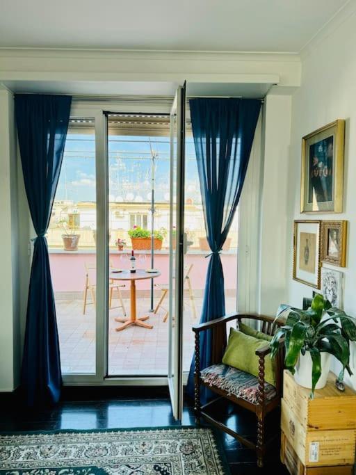 Penthouse Con Terrazzo Vista A Monteverde Apartamento *