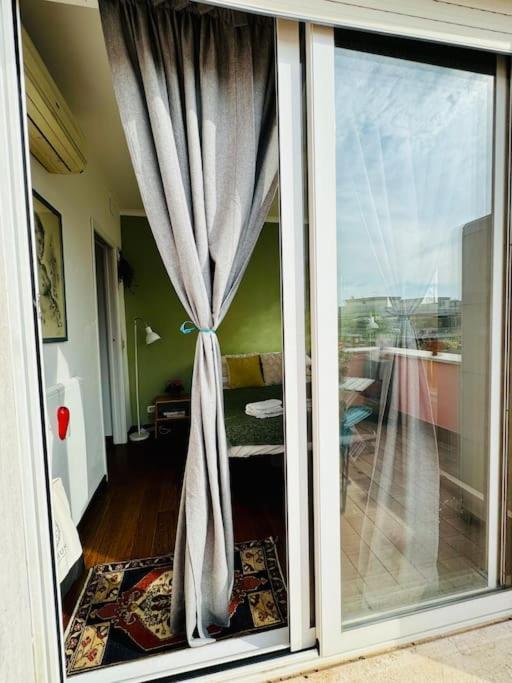 Penthouse Con Terrazzo Vista A Monteverde Roma