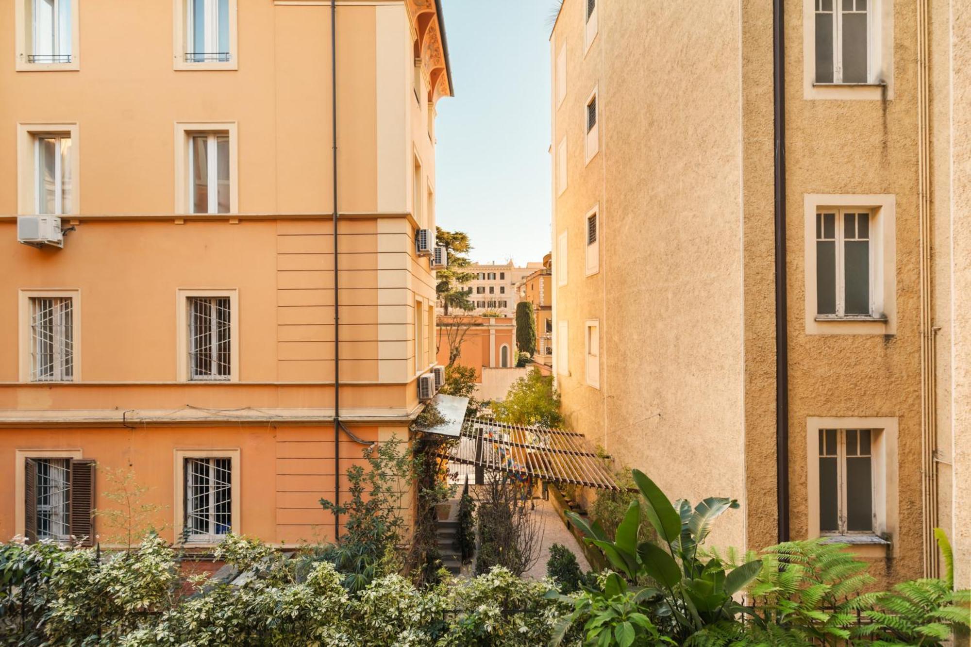 Vatican Lovely 2br With Terrace Rome