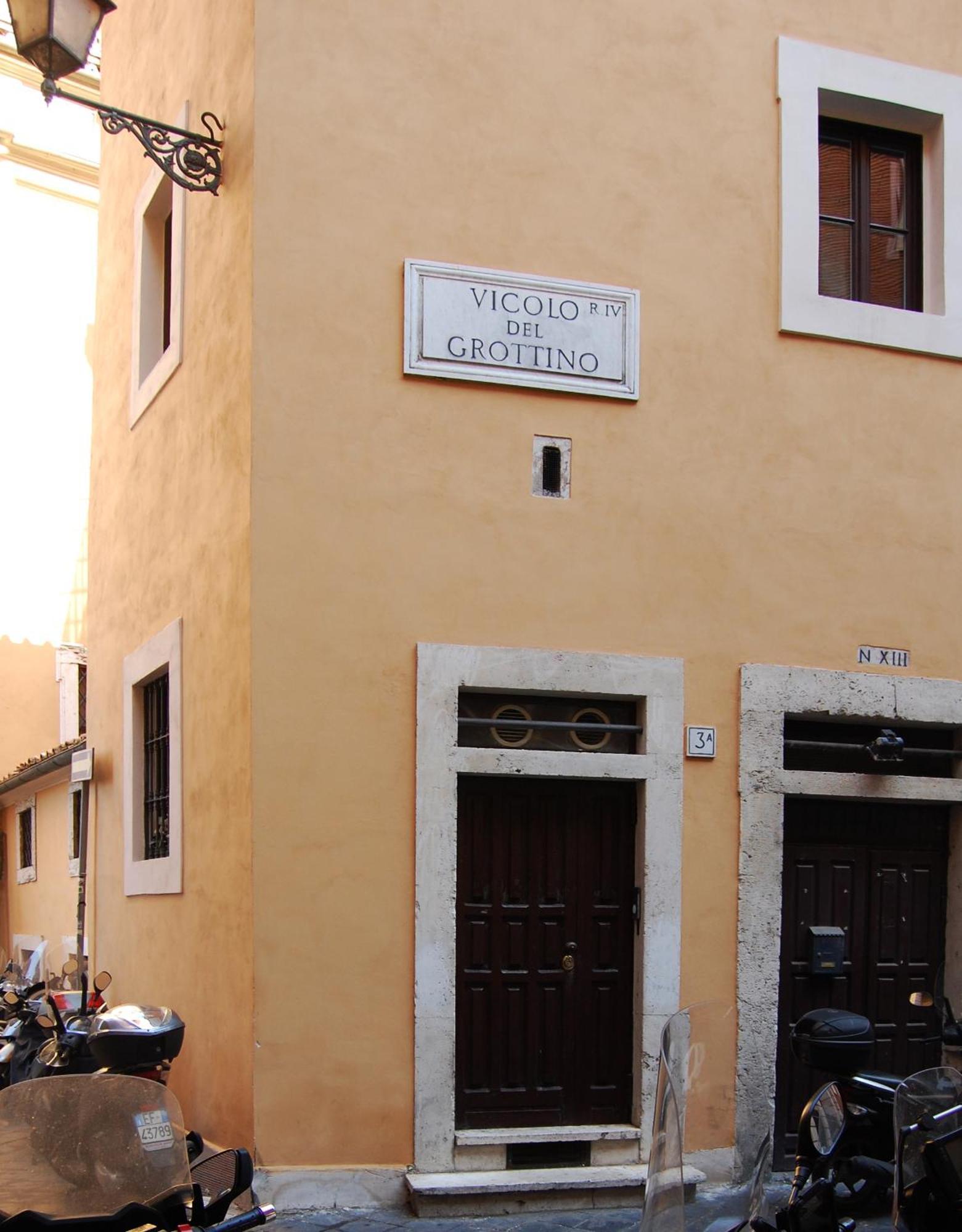 Grottino 3a Apartment Rome