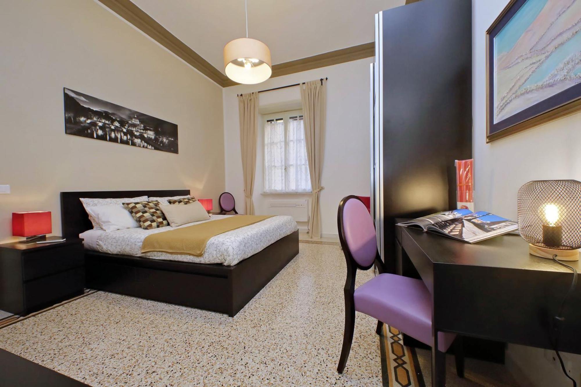 Casa Giuliana -3br 2bath Flat, 116 M2 On One Level, 2nd Floor With Lift, High Comfort, Quite, Chic, Doorman, 600 Meters From Vatican Museums And Ottaviano Metro, Plenty Of District Facilities, Welcome Drinks & Local Guide, 24 Hour 4 Language Su Apartment Rome
