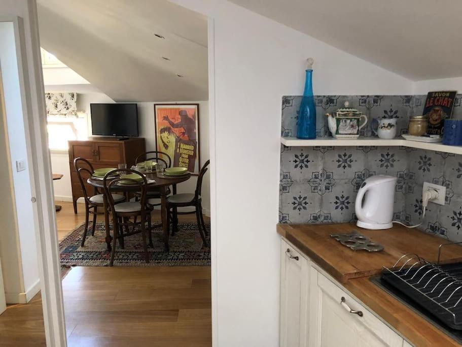 Walking Distance From Via Veneto Apartment