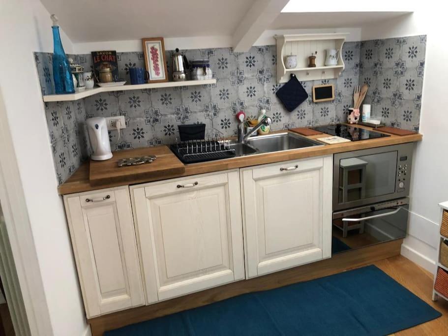 Walking Distance From Via Veneto *