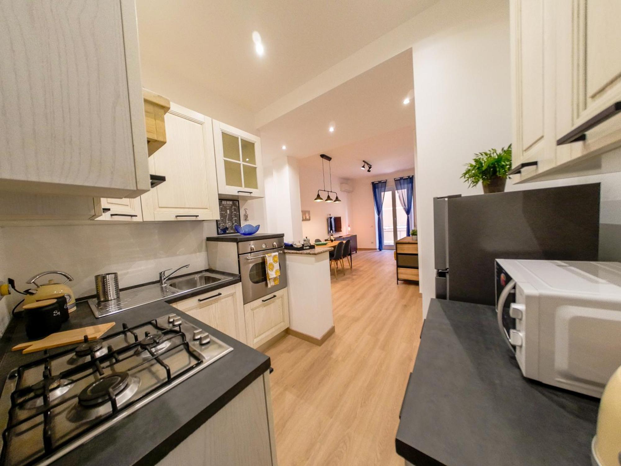 Chic Modern 2-bedroom Near Metro Appartamento Roma
