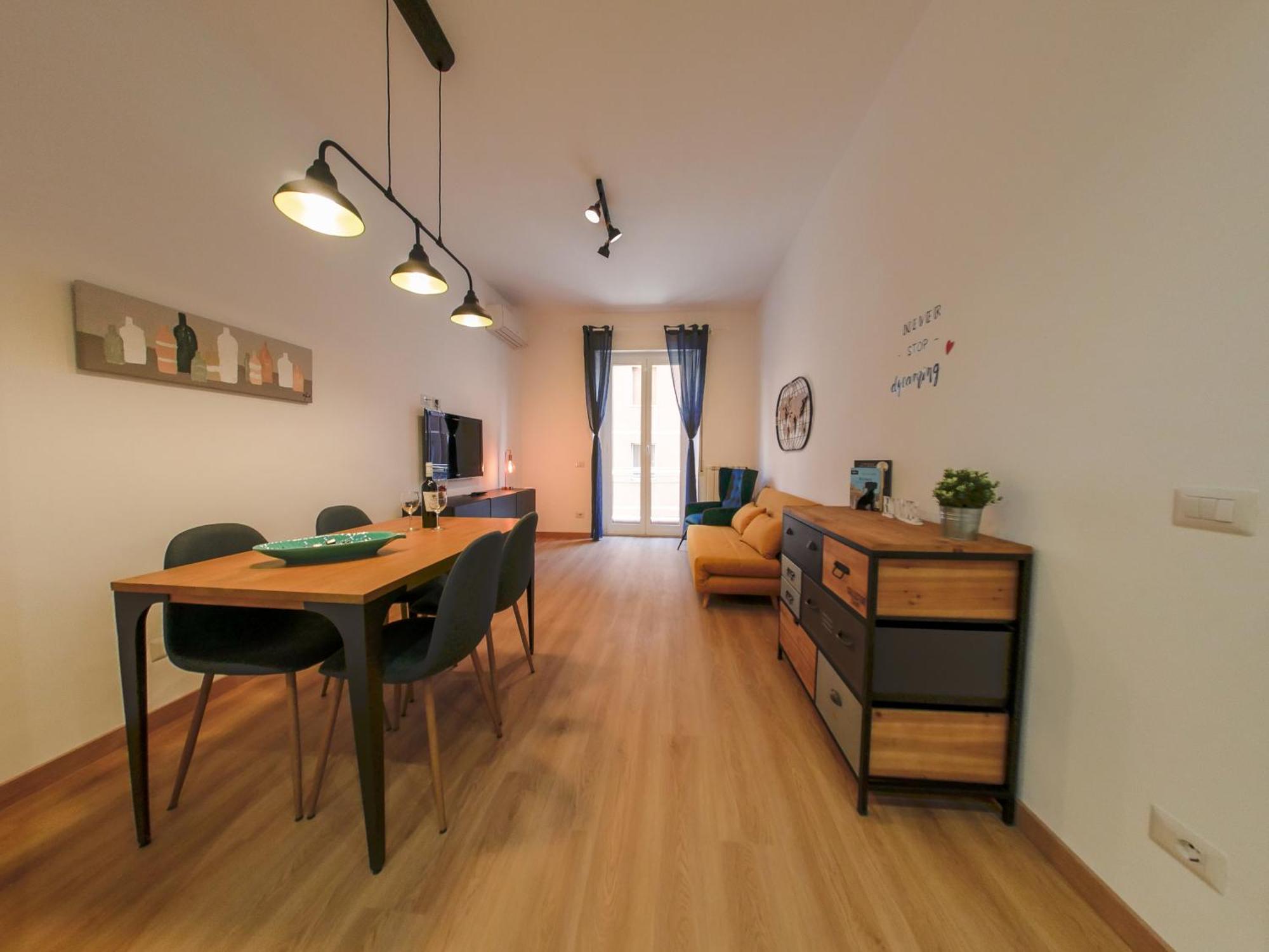 Appartamento Chic Modern 2-bedroom Near Metro