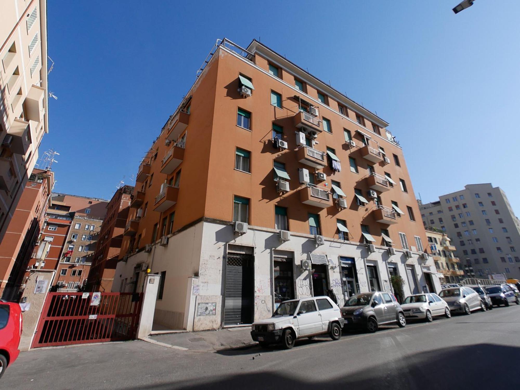 Appartamento Chic Modern 2-bedroom Near Metro *