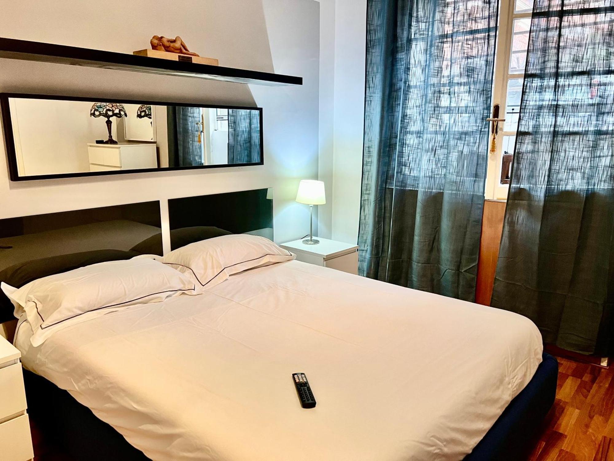 Apartment Lovely Art 2 Bedroom Flat Next To Metro Station Lodi Rome