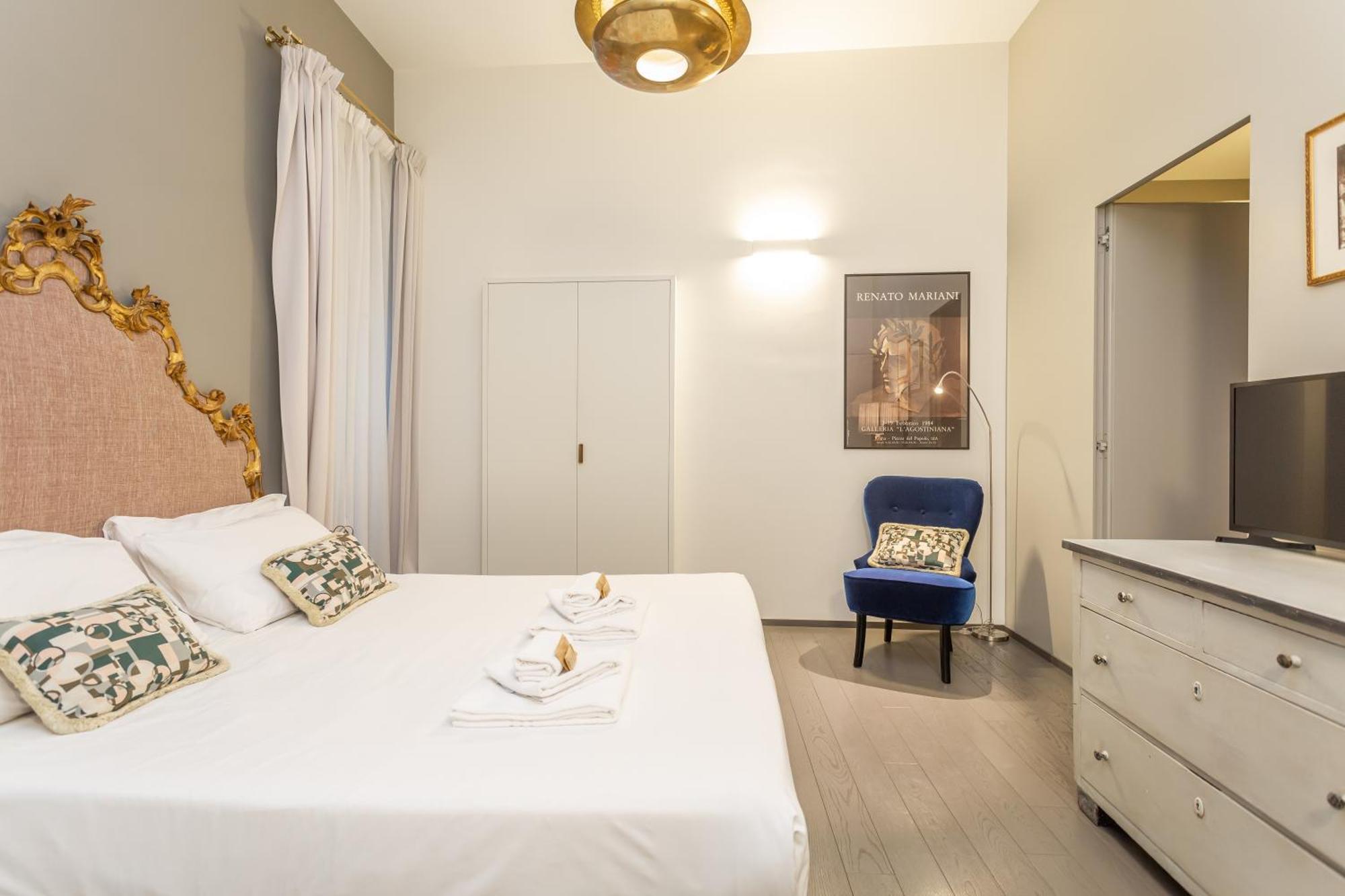 Spanish Steps Deluxe Apartment *