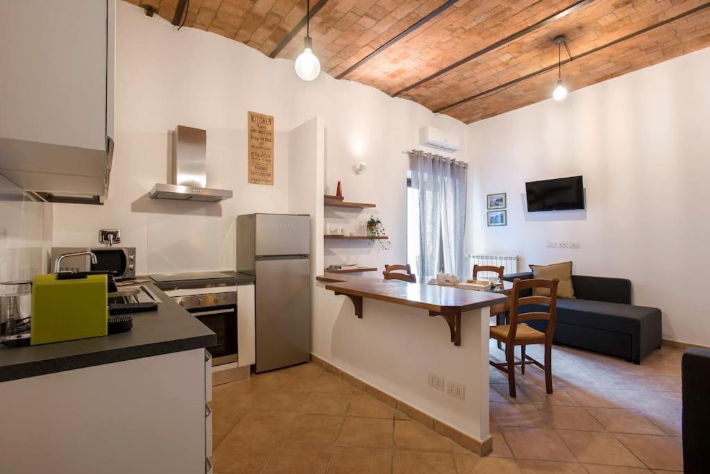 Castro Pretorio Cozy Rome