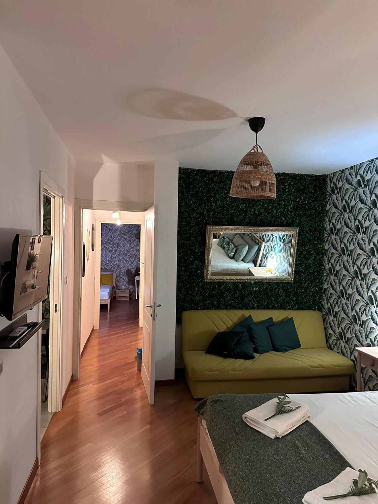 Tropical House60 Rome