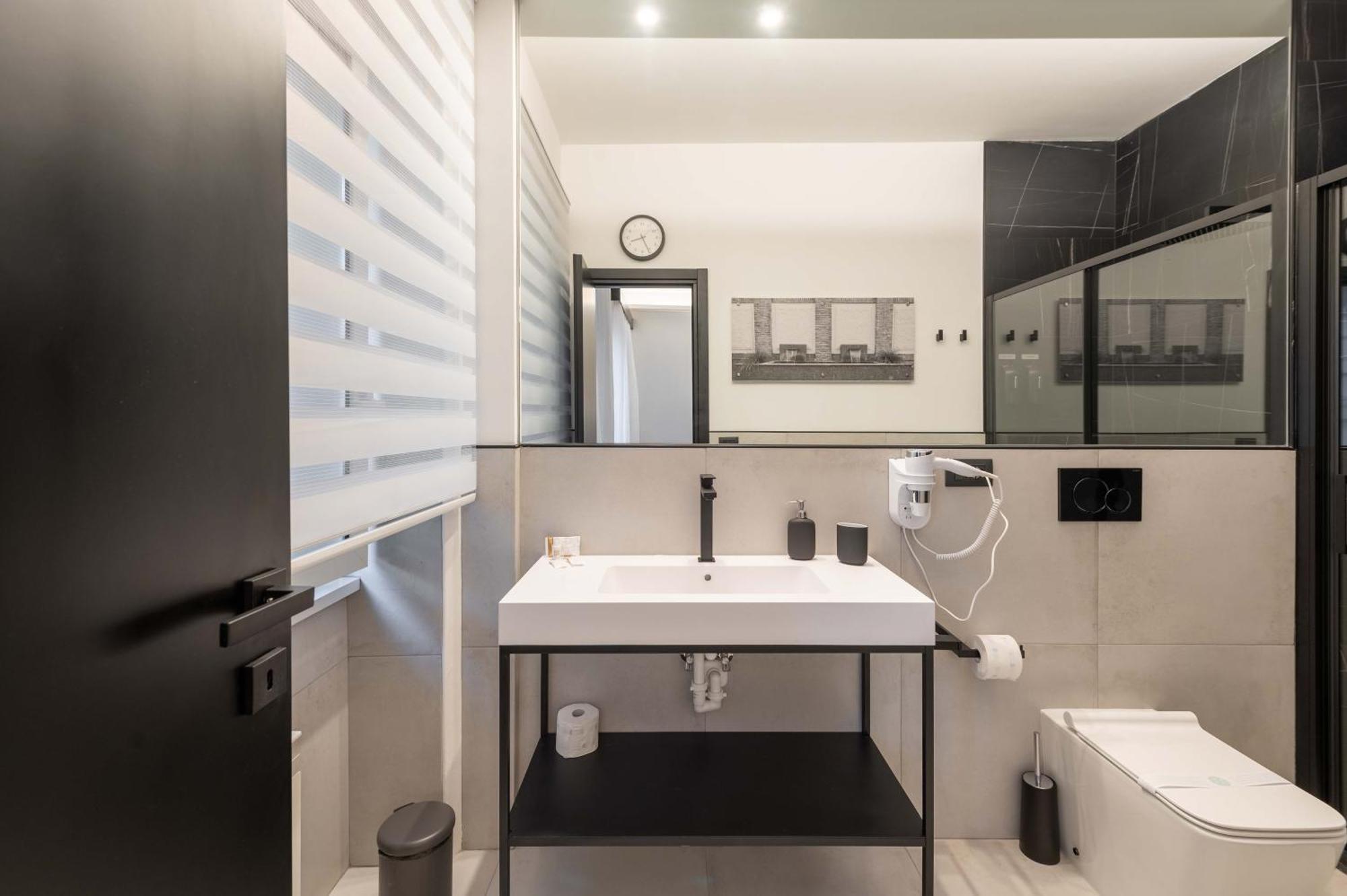 Centro Cdr Luxury *