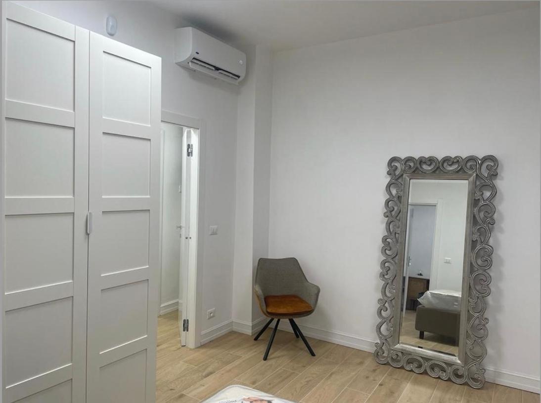 Cola Di Rienzo 243 Relais-a Apartment
