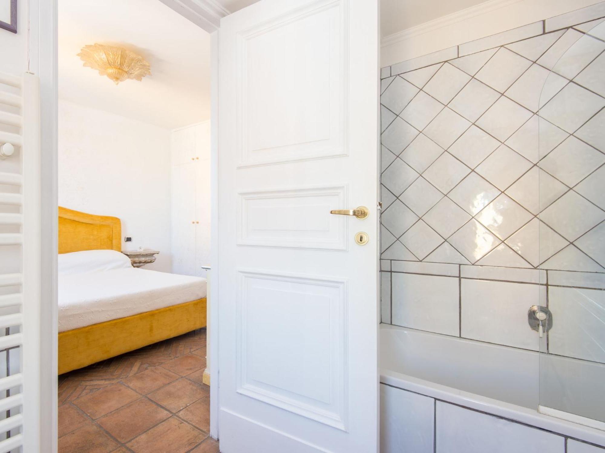 Panoramic Terrace Trestevere By Interhome Appartamento Roma
