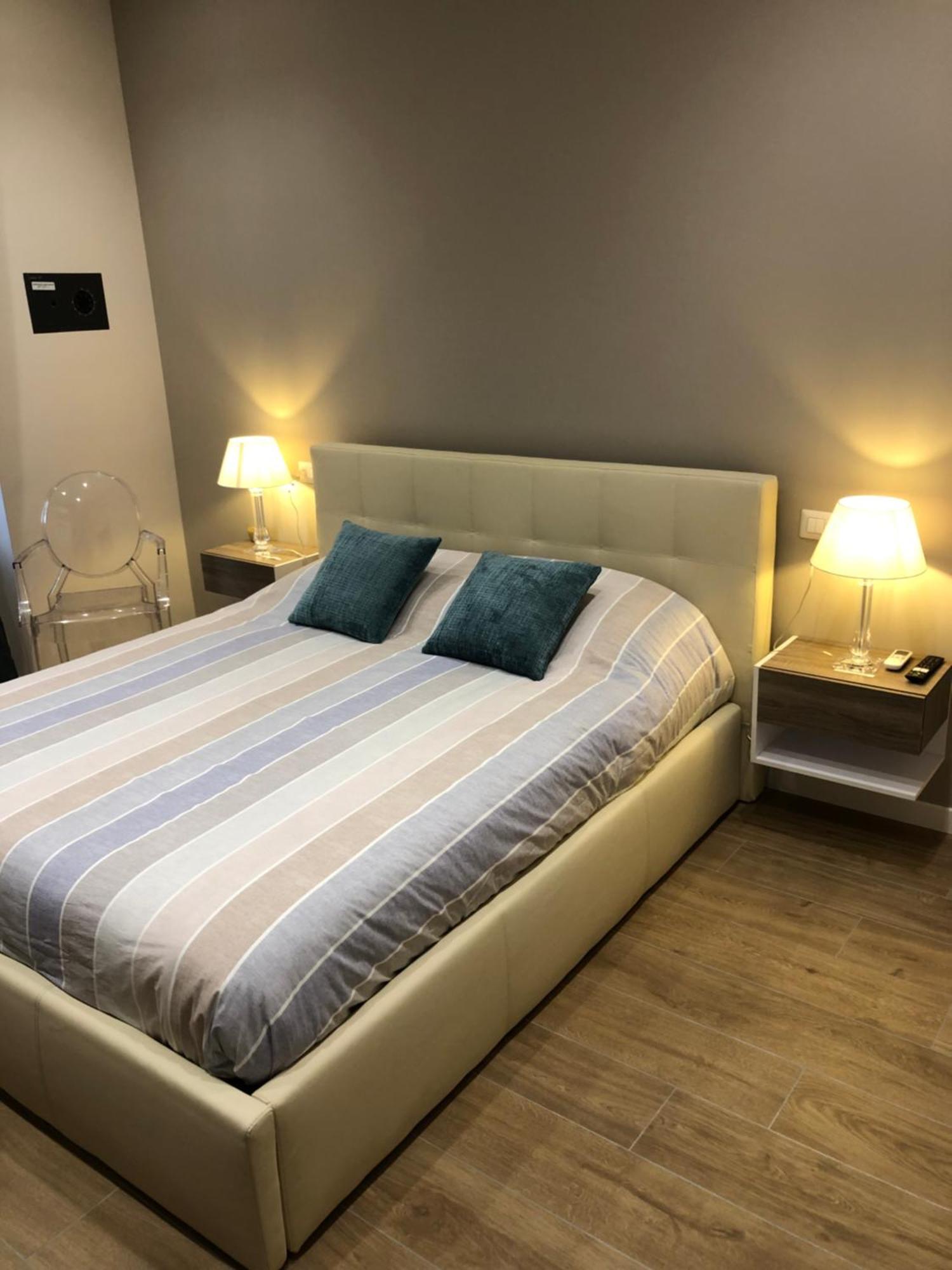 Pinciano 1stfloor Luxury Room1 Rome