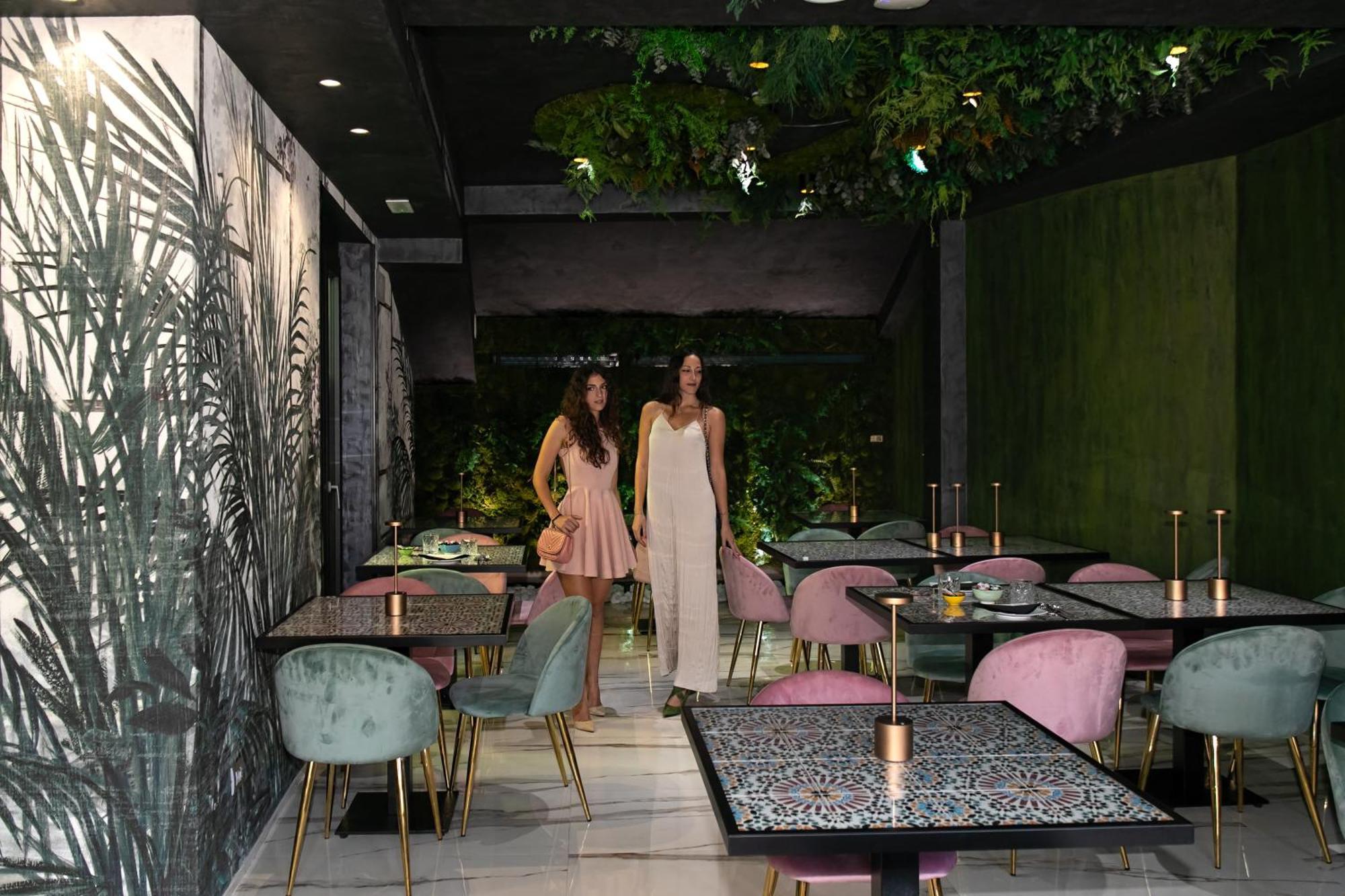 Hotel Caravita