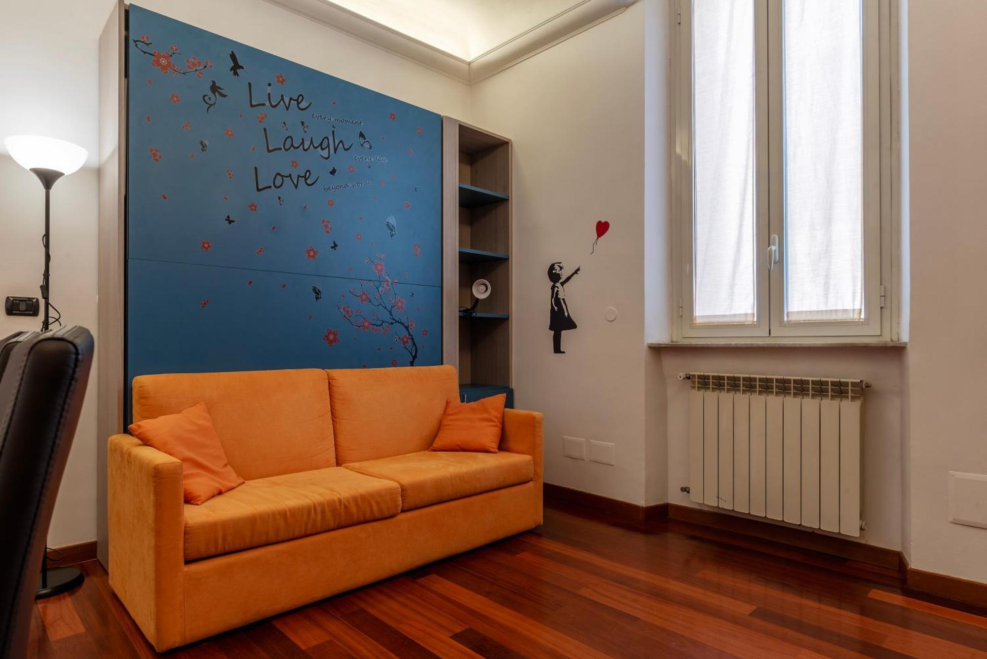 Termini Live Laugh & Appartement *