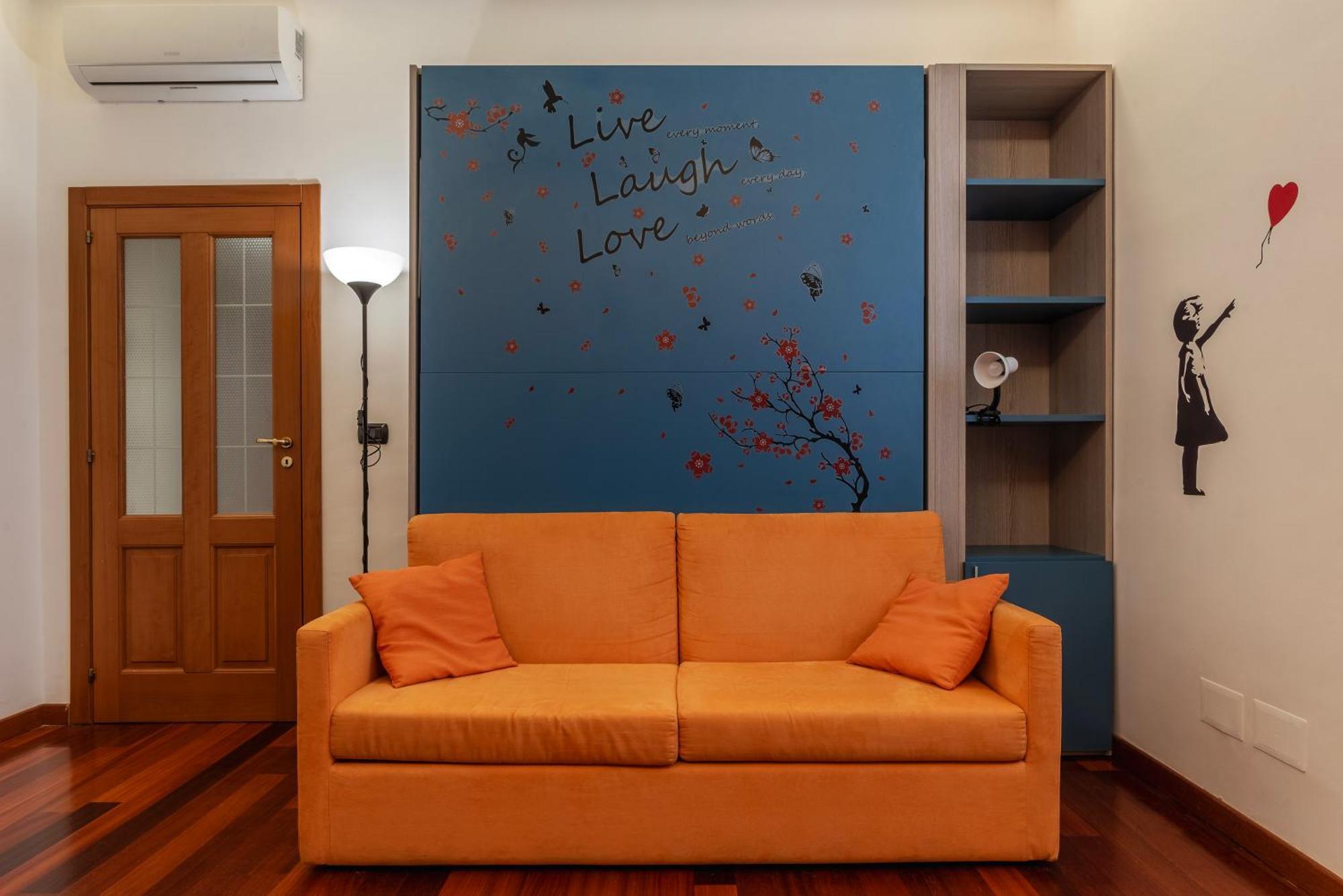 Termini Live Laugh & Appartement