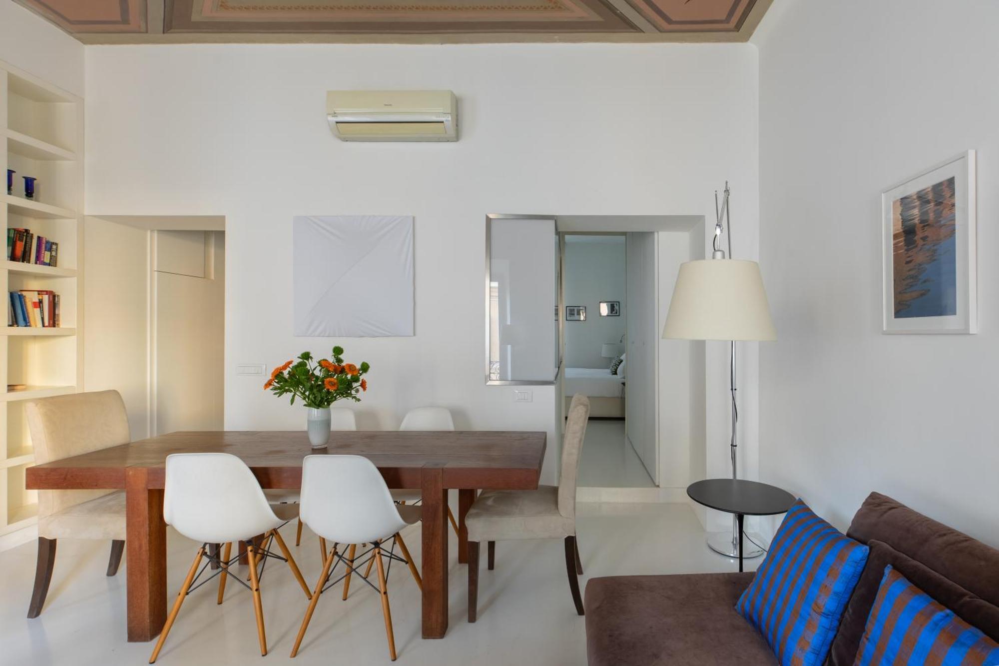 Iflat Charming In The Heart Of *