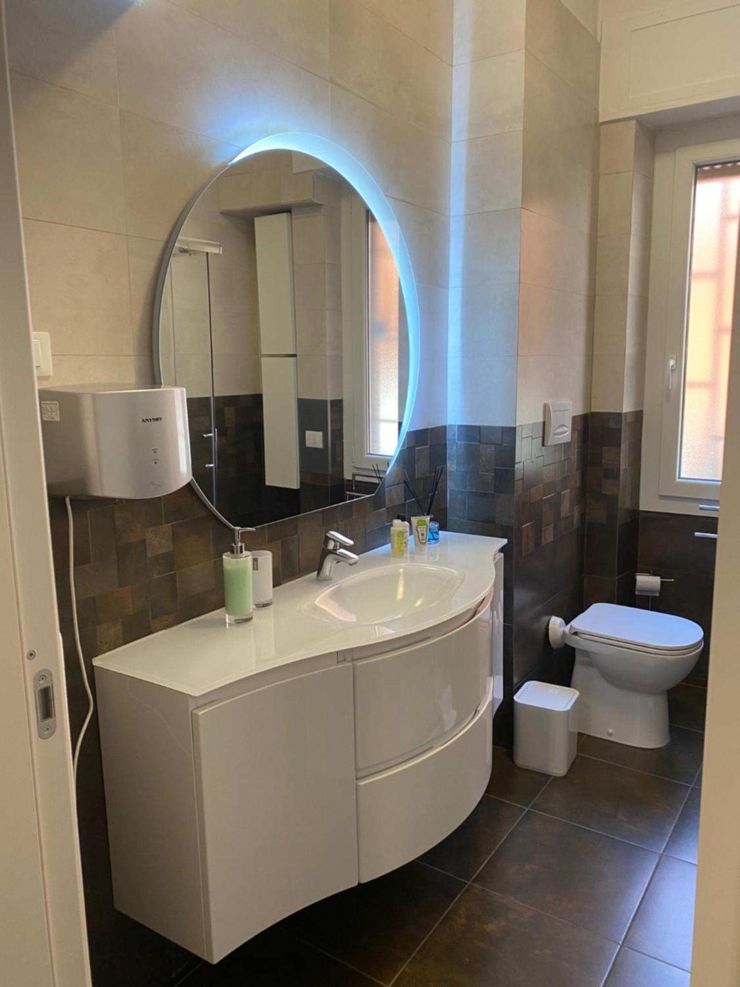 Pattoluxurysuite A Quartiere Trieste - Vicino Metro B1 Appartement