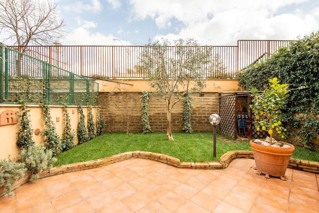 Con Giardino Privato Apartment