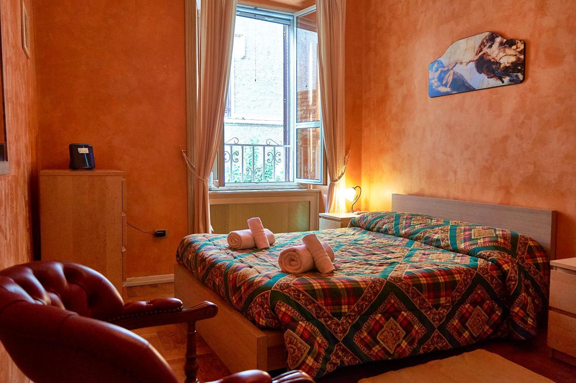 Vatican Flat Roma