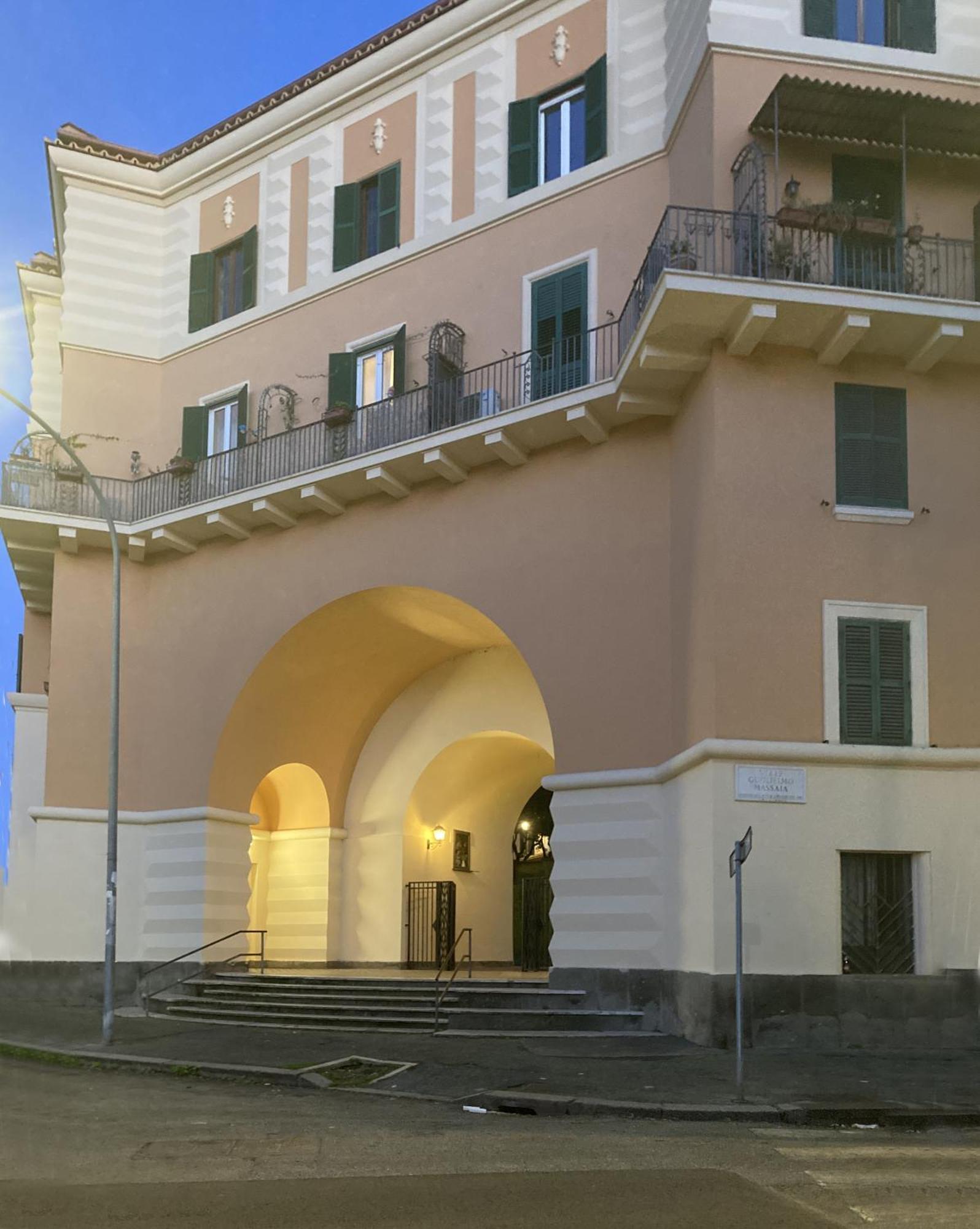 Garbatella House * Rome
